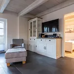 Reetdachhaus Sandhus Reetdachhaus Sandhus Heck Σπίτι διακοπών Böhl